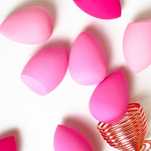 CELAVI 8 PINK BLENDING SPONGES W/ STAND - Picture 1 of 3